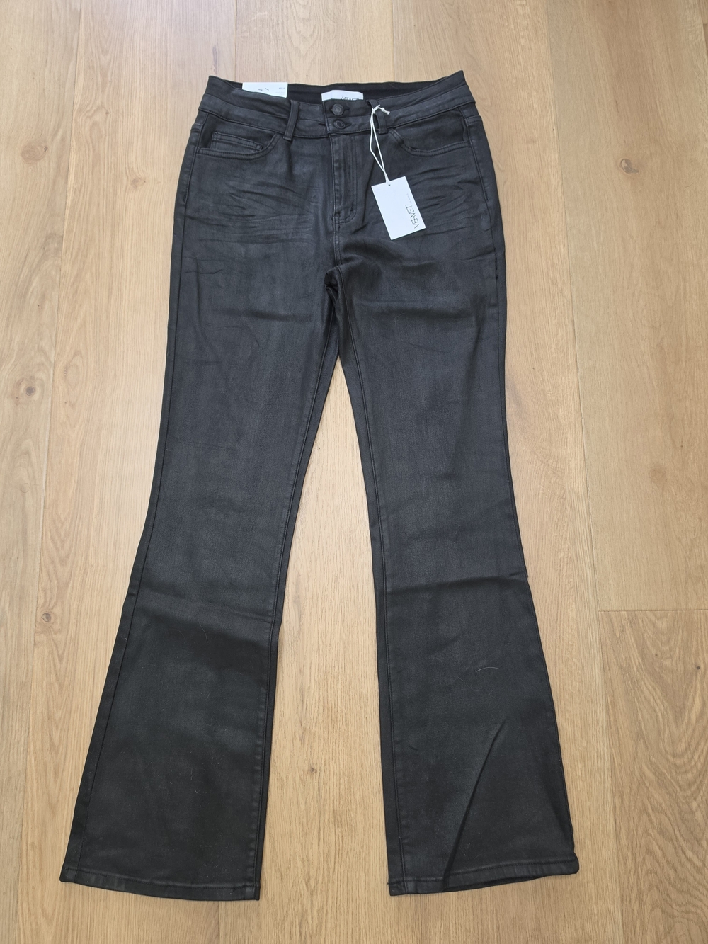 NWT Vervet Bella High Rise Coated Flare Jeans Size 30 Black